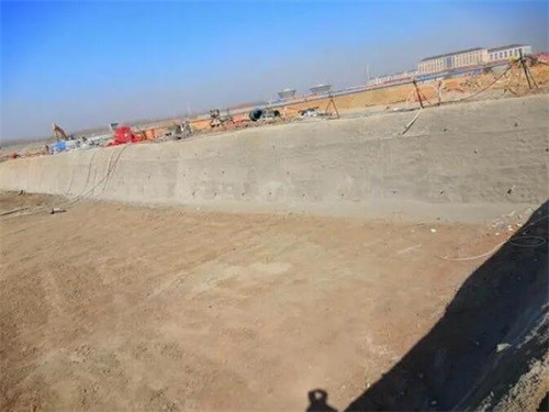 布拖高铁桩基础建设